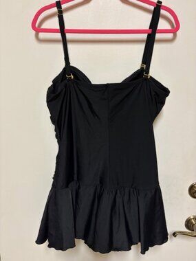 ALWAYS FOR ME CHIC Women's Black One-Piece Skirted Swimsuit. Slimming! Sz. 20W